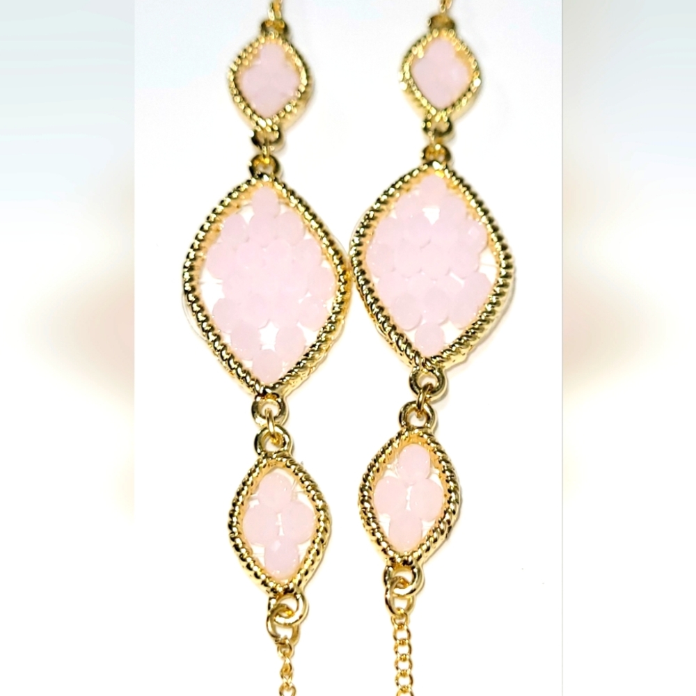 NWT-AMRITA SINGH-LIGHT PINK CRYSTALS AND GOLD NECKLACE